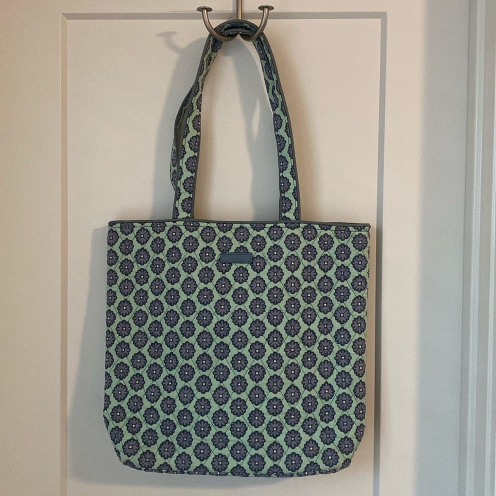 Vera Bradley Nomadic Blossom tote bag